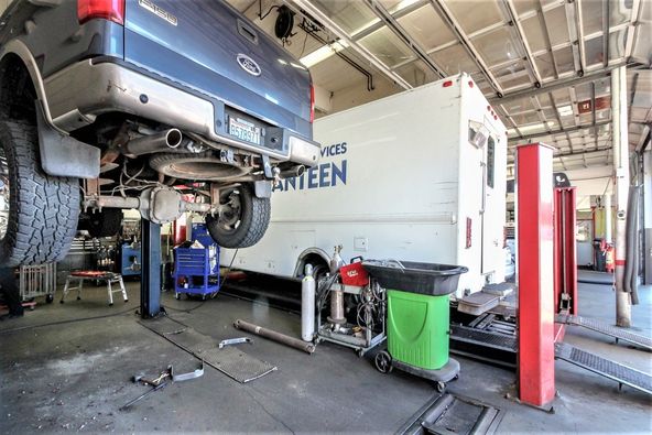 Automotive Shop - Locally Owned Since 1977!: 326 Center St, Bremerton, WA 98310